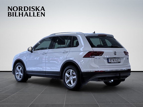 Volkswagen Tiguan 5 of 17