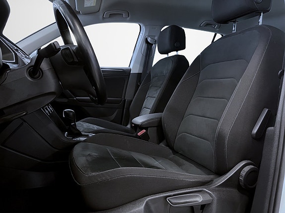 Volkswagen Tiguan 6 of 17