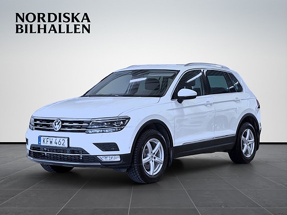 Volkswagen Tiguan 3 of 17
