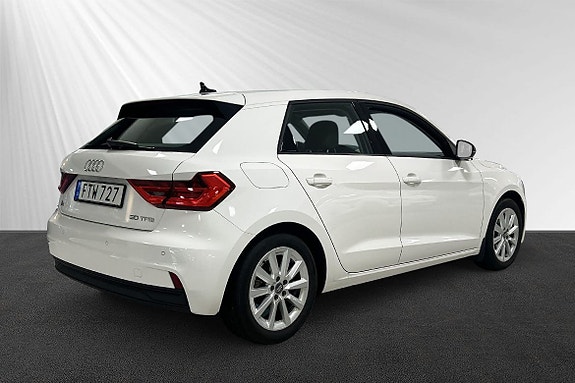 Audi A1 3 of 5