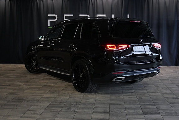 Mercedes-Benz GLS400 d 3 of 5