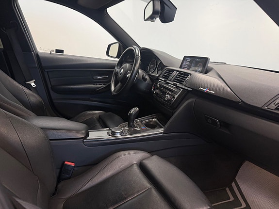 BMW 335d 11 of 22