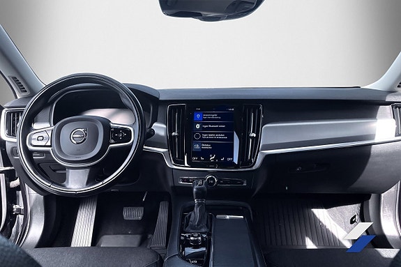 Volvo V90 7 of 8