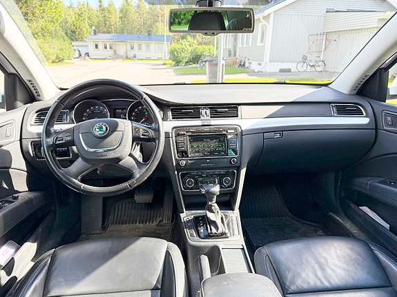 Skoda Superb 5 of 5
