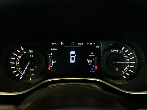 Jeep Compass 17 of 19