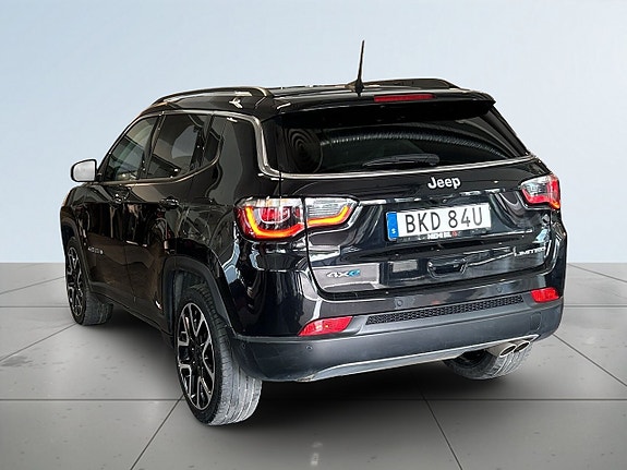 Jeep Compass 5 of 5