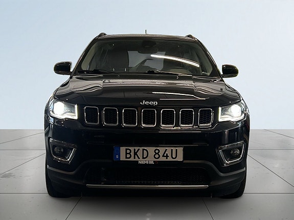 Jeep Compass 2 of 5