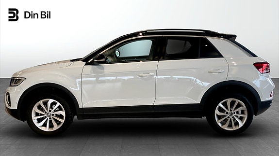 Volkswagen T-Roc 2 of 5