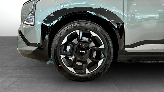 Kia EV5 9 of 17