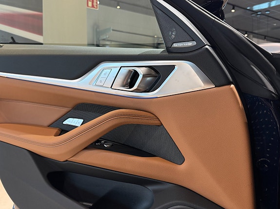 BMW i4 10 of 21