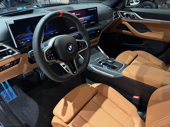 BMW i4 7 of 21