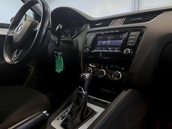 Skoda Octavia 13 of 16