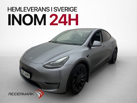 Tesla Model Y 4 of 30