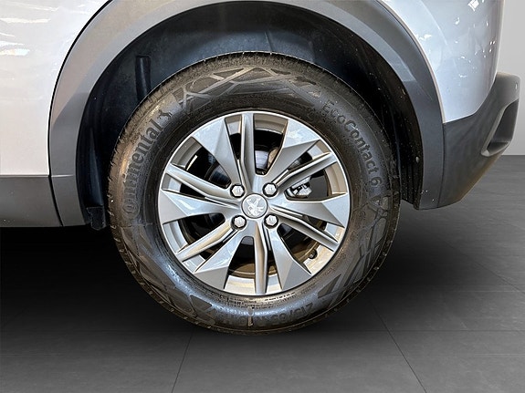 Peugeot 2008 15 of 16