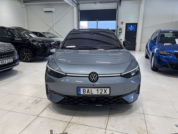 Volkswagen ID.7 3 of 5