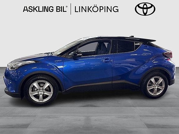Toyota C-HR 4 of 17