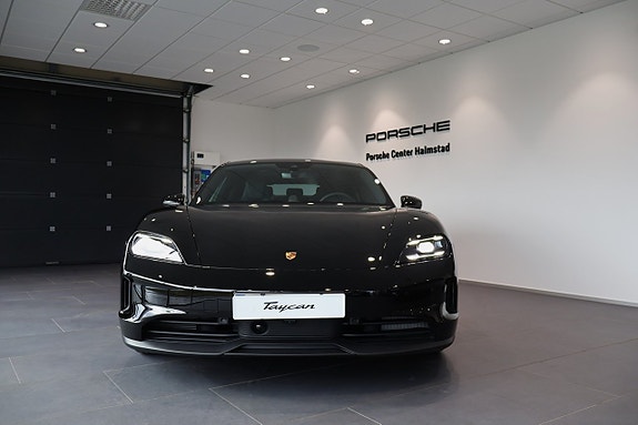 Porsche Taycan 4 3 of 5