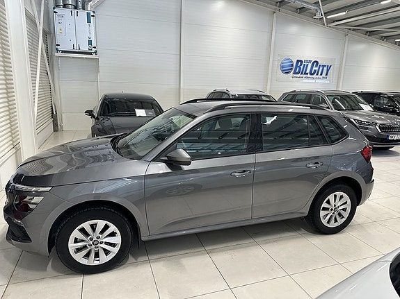Skoda Kamiq 2 of 5