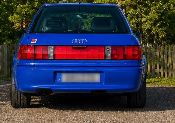 Audi RS2 3 of 5