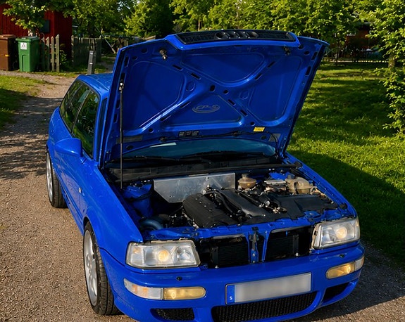 Audi RS2 2 of 5