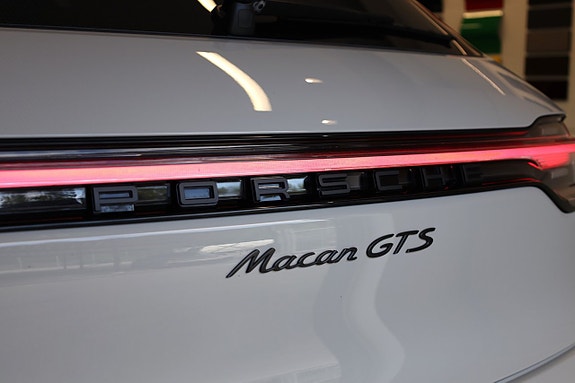 Porsche Macan GTS 9 of 30
