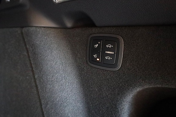 Porsche Macan GTS 30 of 30