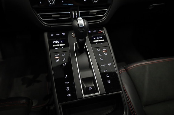 Porsche Macan GTS 24 of 30