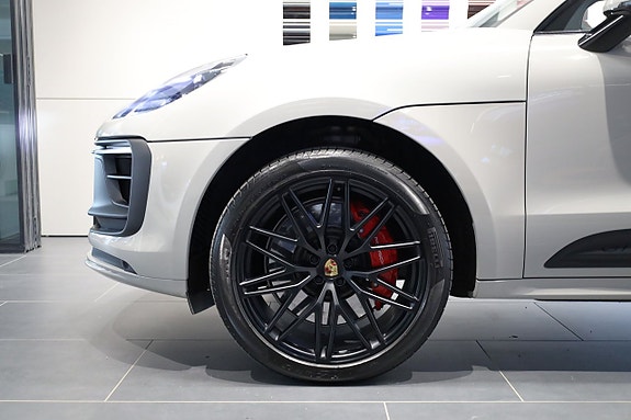 Porsche Macan GTS 5 of 5