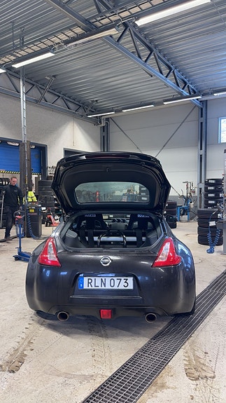 Nissan 370z 5 of 5
