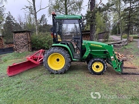 Traktor John Deere 3036E med hytt 5 of 27