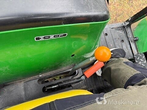 Traktor John Deere 3036E med hytt 16 of 27