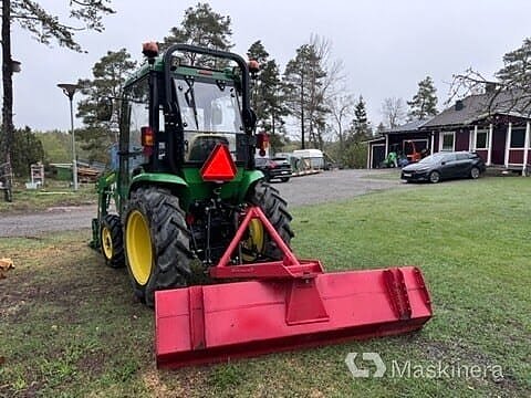 Traktor John Deere 3036E med hytt 9 of 27