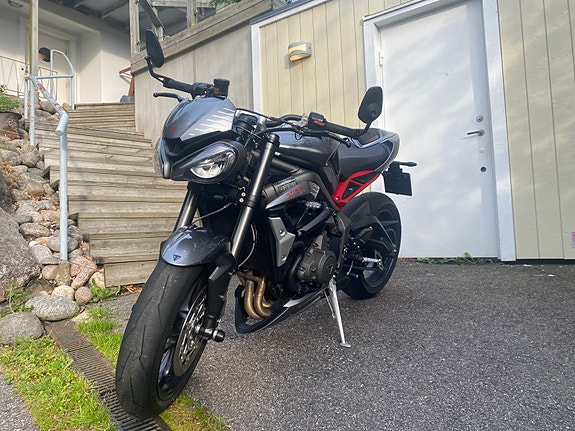 Triumph Street Triple RS 5 of 5