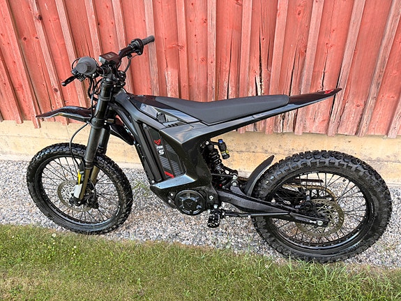 2025, 49 900 kr 2 of 2