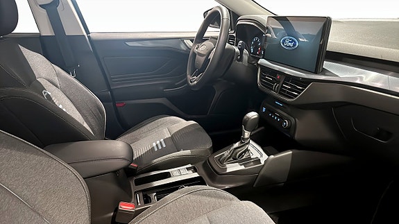Ford Focus 3 of 5