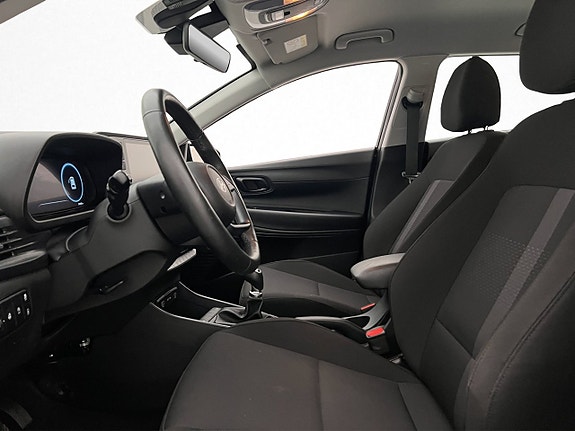 Hyundai i20 12 of 30