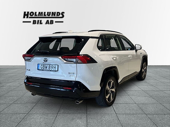 Toyota RAV4 18 of 22
