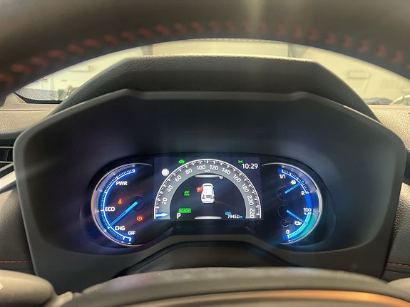 Toyota RAV4 14 of 22