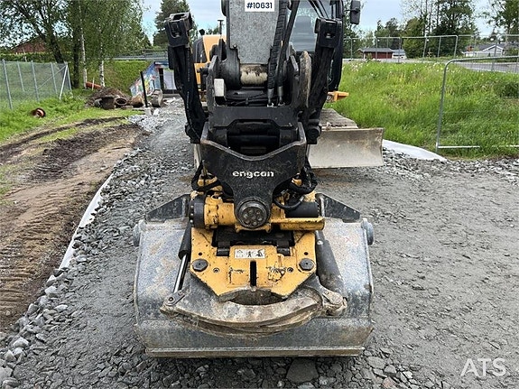 LIEBHERR R914 Compact, grävsystem och redskap (1,139,000:- e 20 of 24