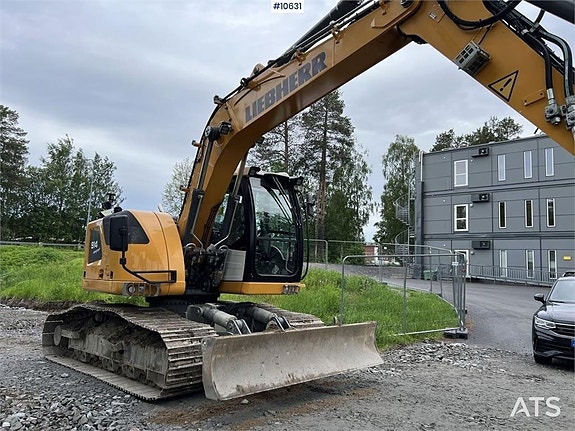 LIEBHERR R914 Compact, grävsystem och redskap (1,139,000:- e 10 of 24