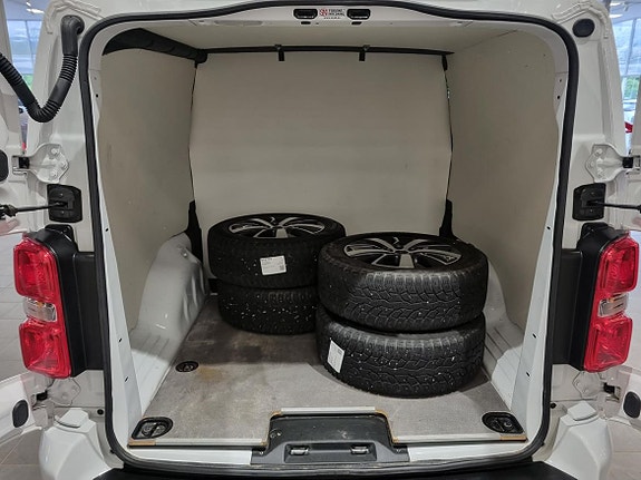 Toyota Proace 12 of 13