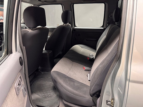 Nissan Navara 10 of 10