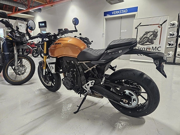 Suzuki GSX-8T 2026 3 of 6
