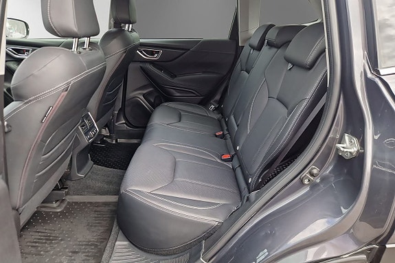 Subaru Forester 5 of 5