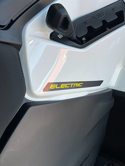Can-Am Outlander Electric Max TB DEMOMASKIN 3 of 3