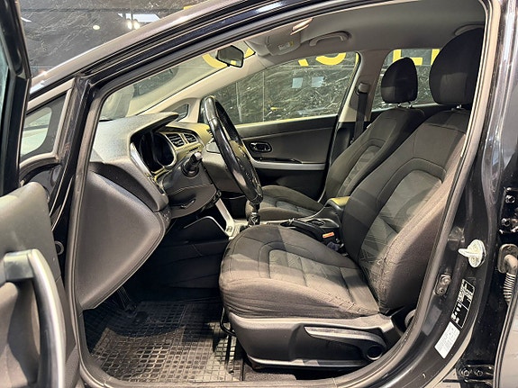 Kia Ceed 11 of 21