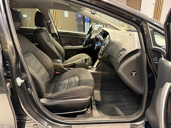 Kia Ceed 15 of 21
