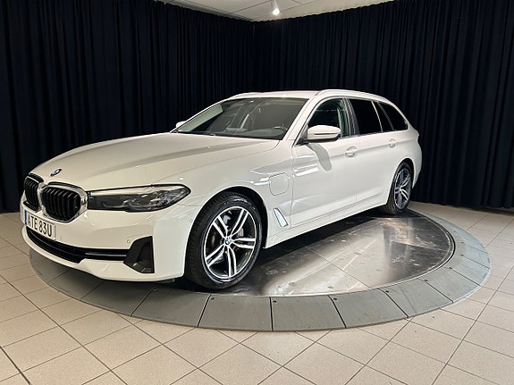 BMW 530e 3 of 26