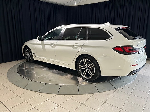 BMW 530e 6 of 26