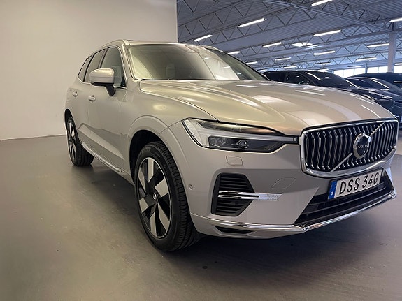 Volvo XC60 3 of 5